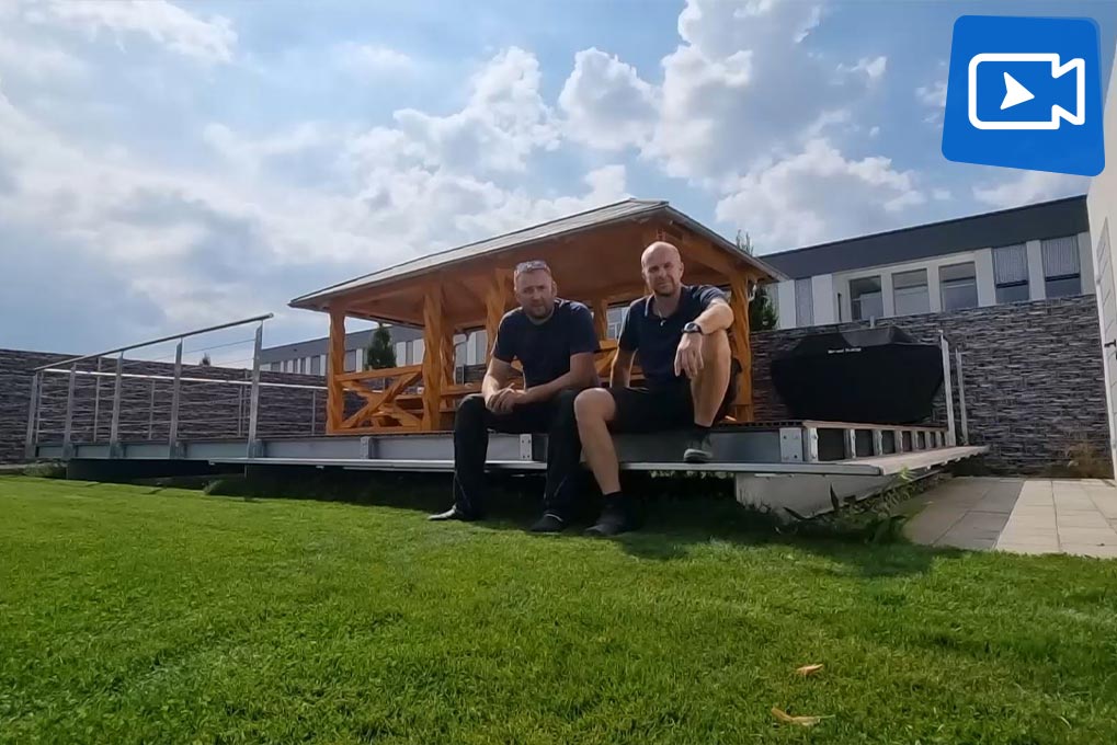 Unternehmen 22 Grillhütte auf Firmengelände mit 2 Mitarbeitern