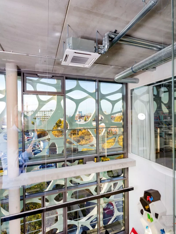 0y3a4701 673326b4a7034